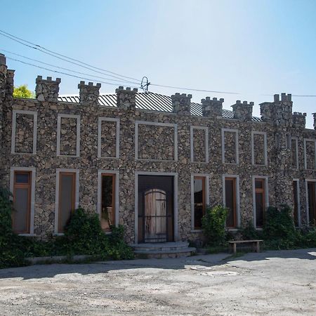 Fish Hotel Akhalkalaki Extérieur photo