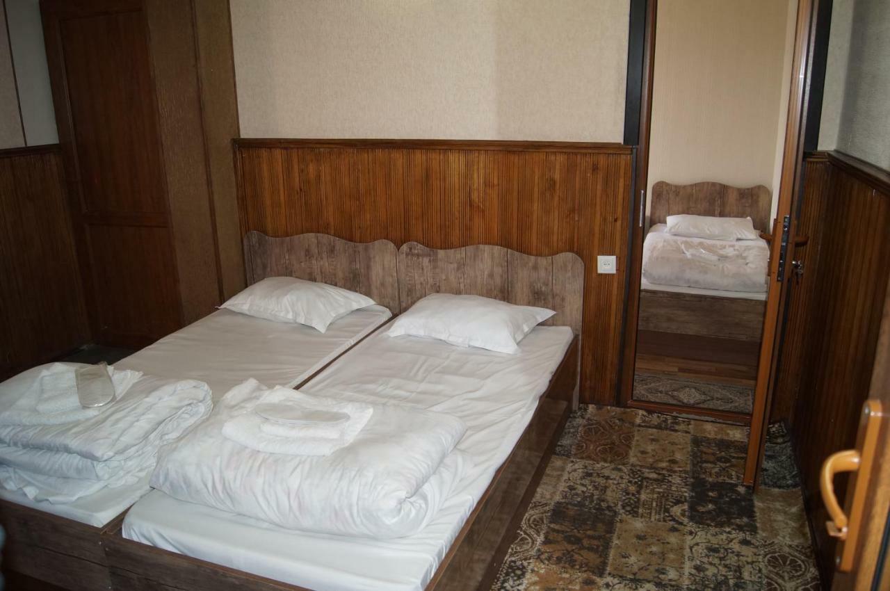 Fish Hotel Akhalkalaki Extérieur photo