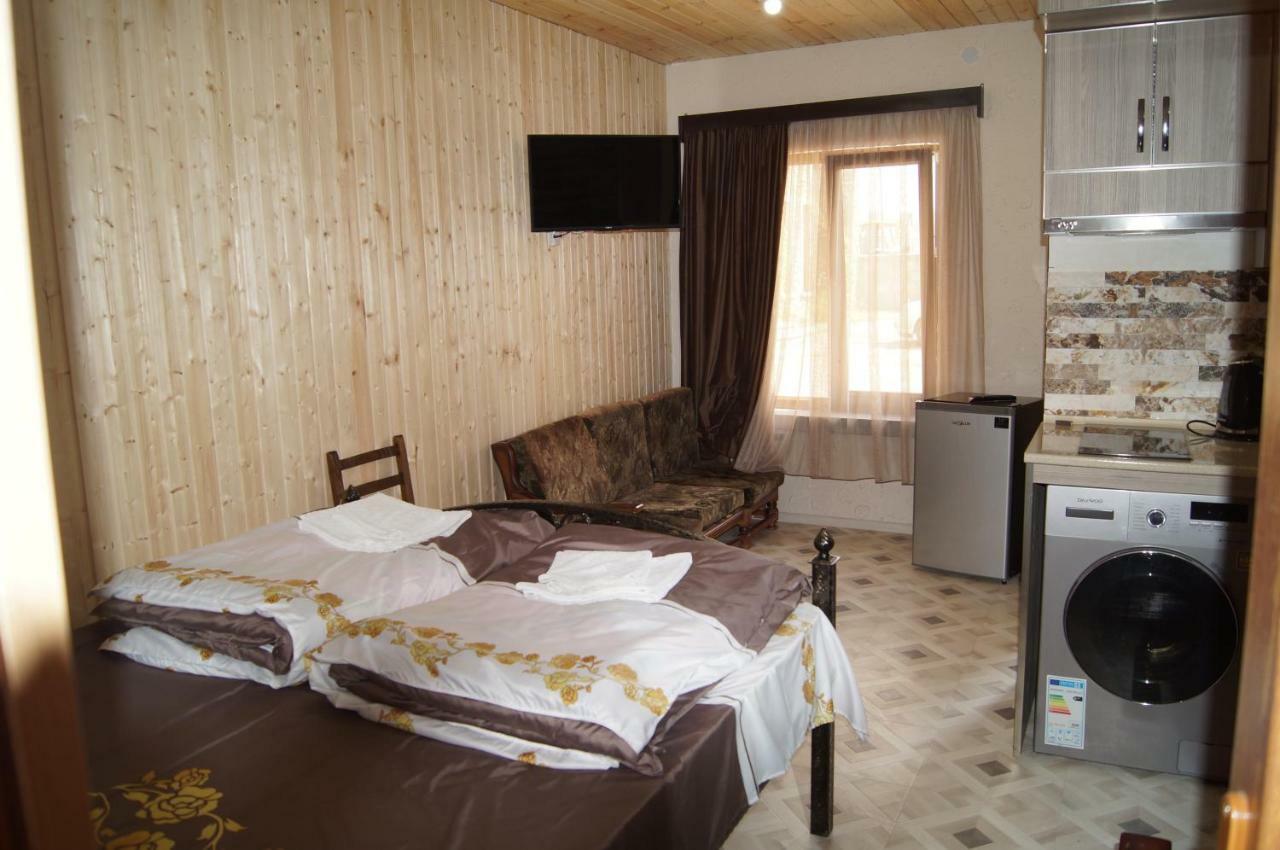 Fish Hotel Akhalkalaki Extérieur photo